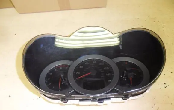 Toyota RAV 4 (XA30) Speedometer (instrument cluster) 8380042C70 B525