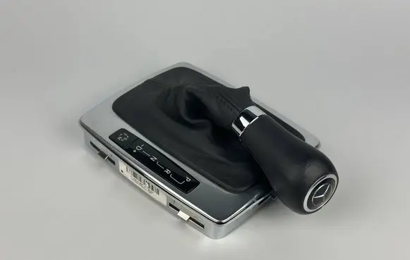 Mercedes-Benz E C207 W207 Gear lever shifter trim leather/knob A2122670988 A2072670510