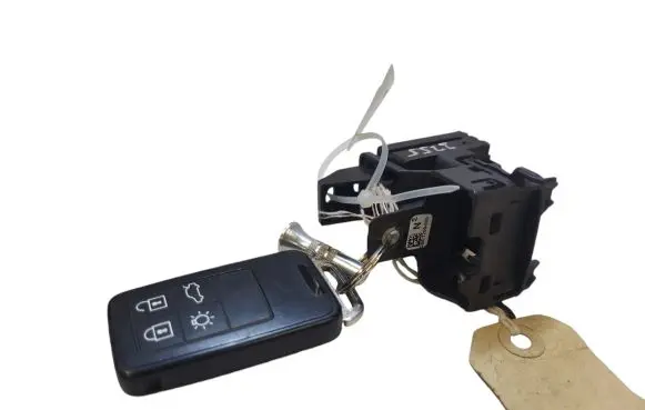 Volvo V60 Ignition lock AH4N15607AE 28227917