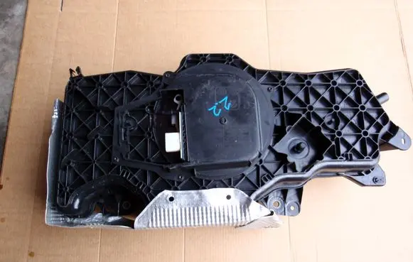 Citroen Jumper AdBlue liquid reservoir 9824786280