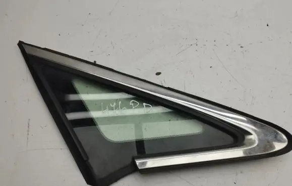 Mazda CX-7 Front door vent window glass four-door 