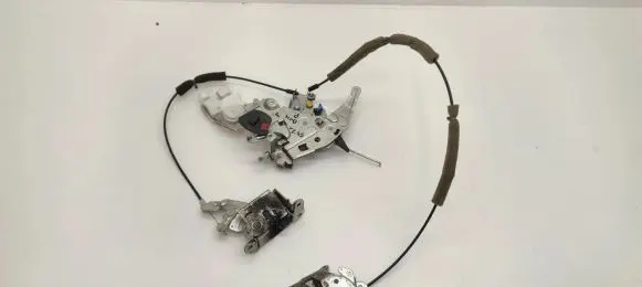 Dacia Dokker Front door lock