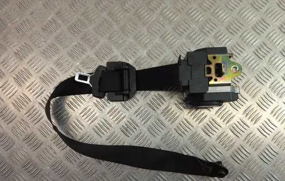BMW 7 E65 E66 Front seatbelt 8266743
