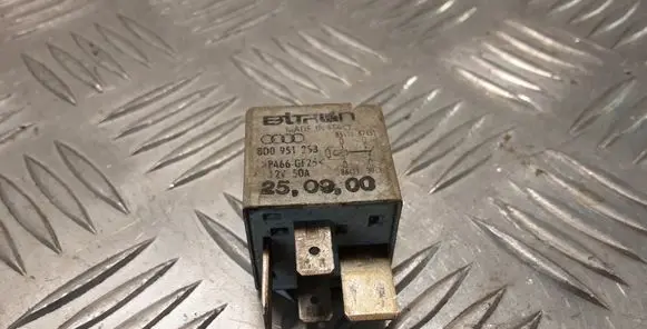 Audi Q7 4L Other relay 8D0951253