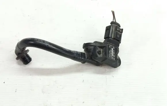 Volkswagen Golf VI Air pressure sensor 036906051G 0261230081 100211T0636D