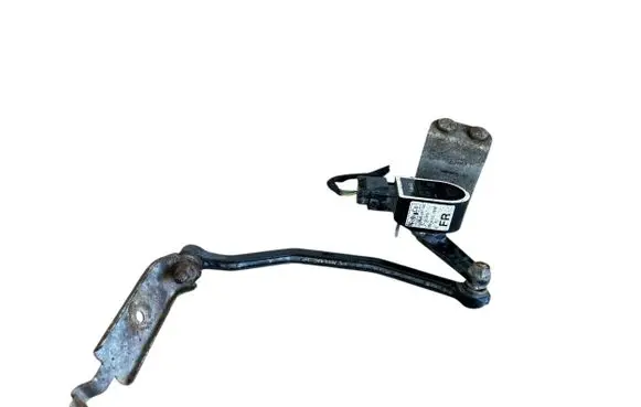 Headlight/headlamp level sensor