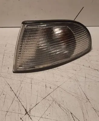 Audi A4 S4 B6 8E 8H Front indicator light E46607