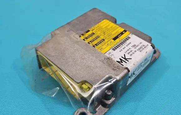 Toyota Avensis T270 Airbag control unit/module 89170-05310 IMPRK1482649