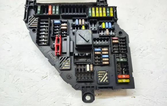 BMW X3 F25 Fuse module 117033453E 9210860 00199312