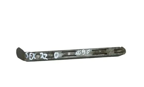 Volvo XC90 Headlight/headlamp mounting bracket 8637181