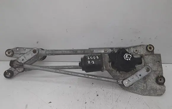 Nissan X-Trail T30 Front wiper linkage 