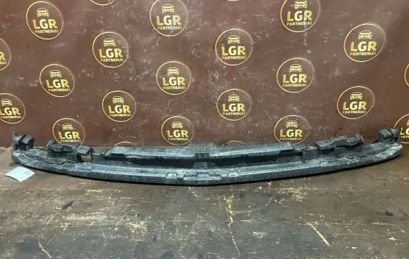 Front bumper foam support bar
