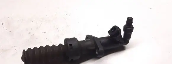 Peugeot 407 Clutch slave cylinder 
