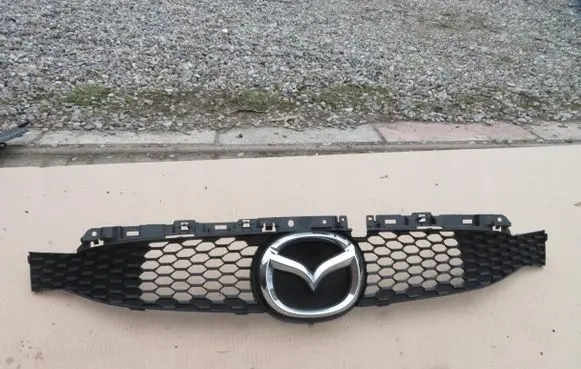 Mazda MX-30 Front bumper upper radiator grill DN4E-50711