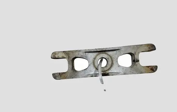 Skoda Octavia Mk2 (1Z) Fuel Injector clamp holder