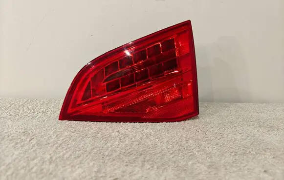 Audi A4 S4 B8 8K Tailgate rear/tail lights 