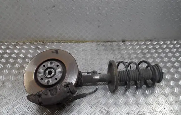 Peugeot 307 Front wheel hub spindle knuckle 
