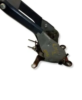Renault Megane II Hand brake release handle 8200273002