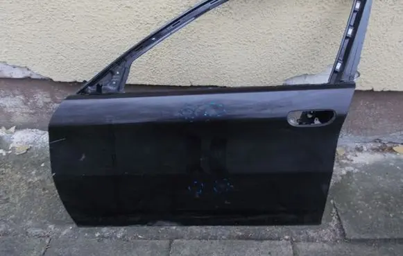 Alfa Romeo 166 Front door