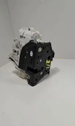 Audi A6 S6 C7 4G Rear door lock 4G0839016