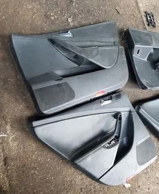 Volkswagen PASSAT B6 Front door card panel trim