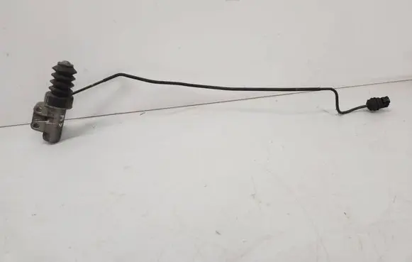 Mazda 5 Clutch slave cylinder 68038UR01