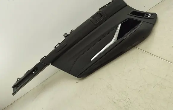 BMW X7 G07 Other trunk/boot trim element 9493675