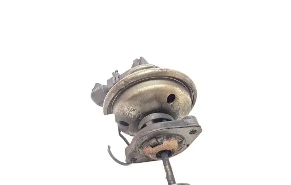 BMW 1 E81 E87 EGR valve 424110461