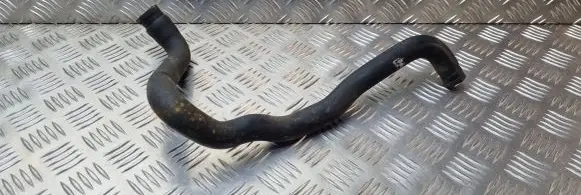 Audi A4 S4 B5 8D Engine coolant pipe/hose 8D0819371B