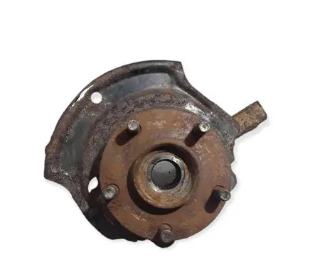 Nissan X-Trail T30 Front wheel hub spindle knuckle