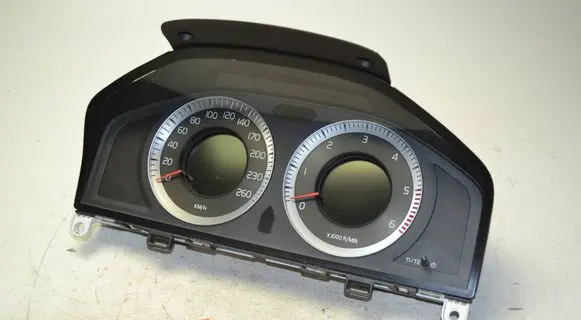 Volvo XC70 Speedometer (instrument cluster) 31270367AA 69199710U 36002197