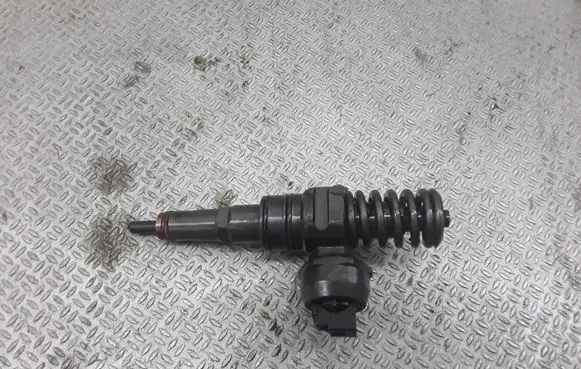 Ford Galaxy Fuel injector 038130073AK