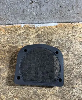 BMW X7 G07 Subwoofer grill/trim 2622511