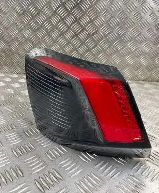 Peugeot 3008 II Rear/tail lights 9810477180