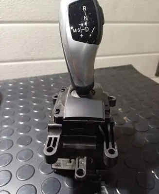 BMW 5 F10 F11 Gear shift switch/knob 9296905 90358122912186