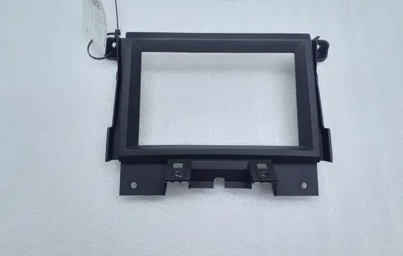 Land Rover Discovery 4 - LR4 Radio/GPS head unit trim CH22044H94A CH22044H94AAW