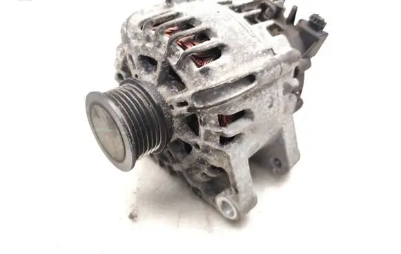 Ford Courier Generator/alternator ET7610300AA TG12C267