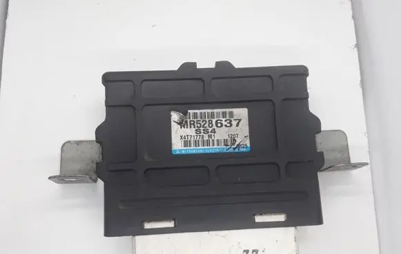 Mitsubishi Pajero Gearbox control unit/module MR528637 X4T71773M1 X4T71773