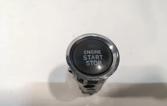 Toyota Corolla Verso AR10 Engine start stop button switch 15A710 6842A58B