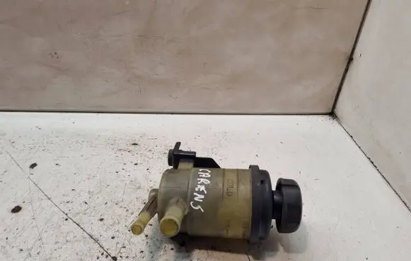 KIA Carens II Power steering fluid tank/reservoir