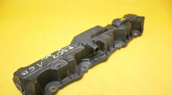 Peugeot 307 Rocker cam cover 