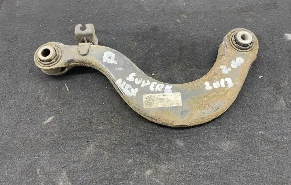 Skoda Superb B6 (3T) Rear control arm 5Q0505351B 5Q0505323C