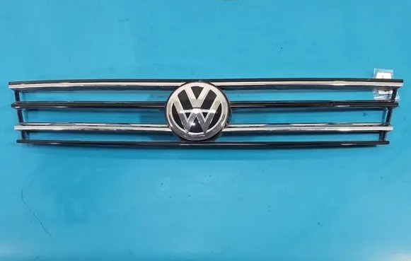 Volkswagen Tiguan Front bumper upper radiator grill 5NA853655 IMPRK1553178