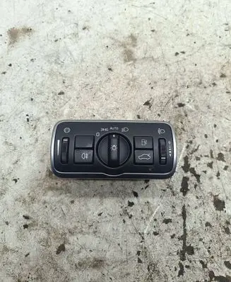 Volvo XC60 Light switch 30739456