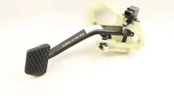 BMW 3 F30 F35 F31 Brake pedal 6860649 6853009 20904130857