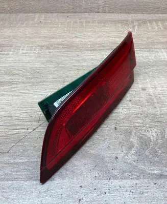 Jaguar XF Tailgate rear/tail lights 8X2315K272CD 2NE23804604