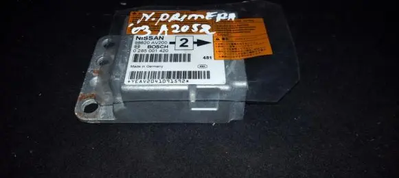 Nissan Primera Airbag control unit/module 98820av200 0285001420