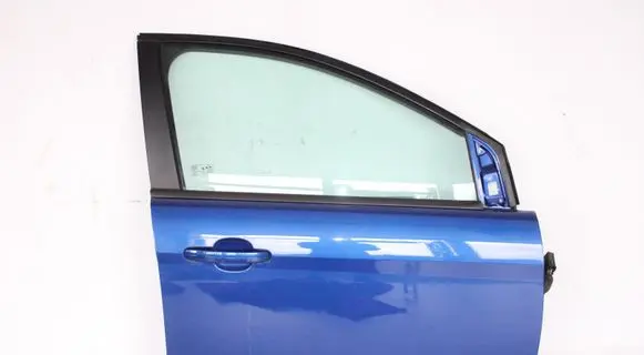 Ford Focus Front door 4M5T14553