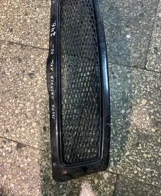 Skoda Octavia Mk2 (1Z) Front bumper upper radiator grill