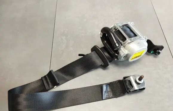 Volkswagen Amarok II Rear seatbelt MB3B26611E61BD 2HJ857701B